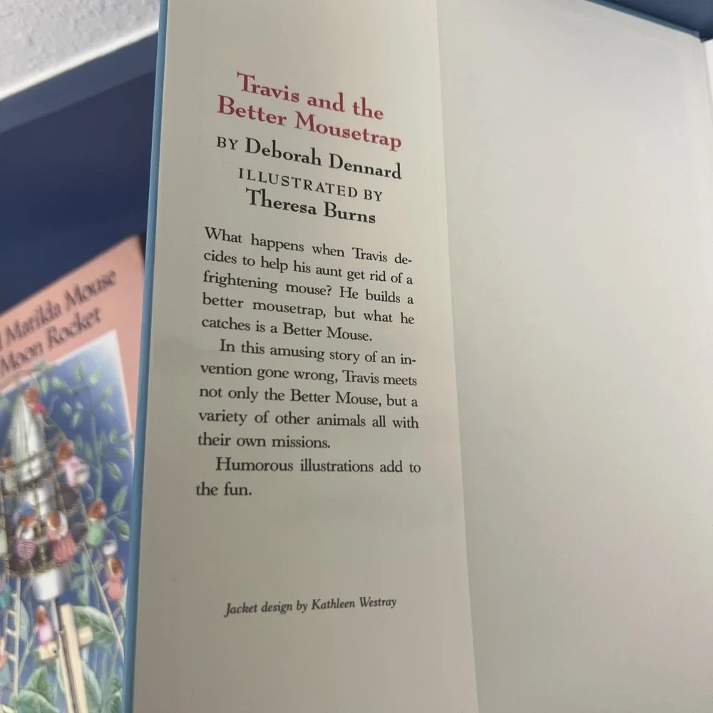 Travis and the Better Mousetrap Hardcover Deborah‎ Dennard 1996 Autographed Copy